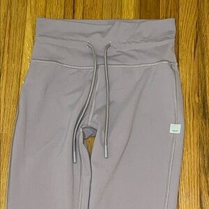 Vuori Daily Leggings 7/8 Size XS 25” inseam